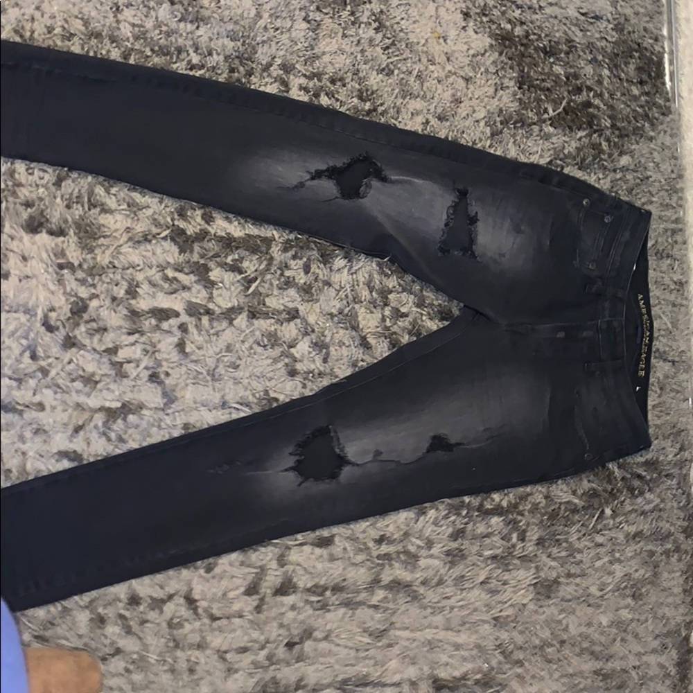 American eagle outfitters jeans 31x32 distressed